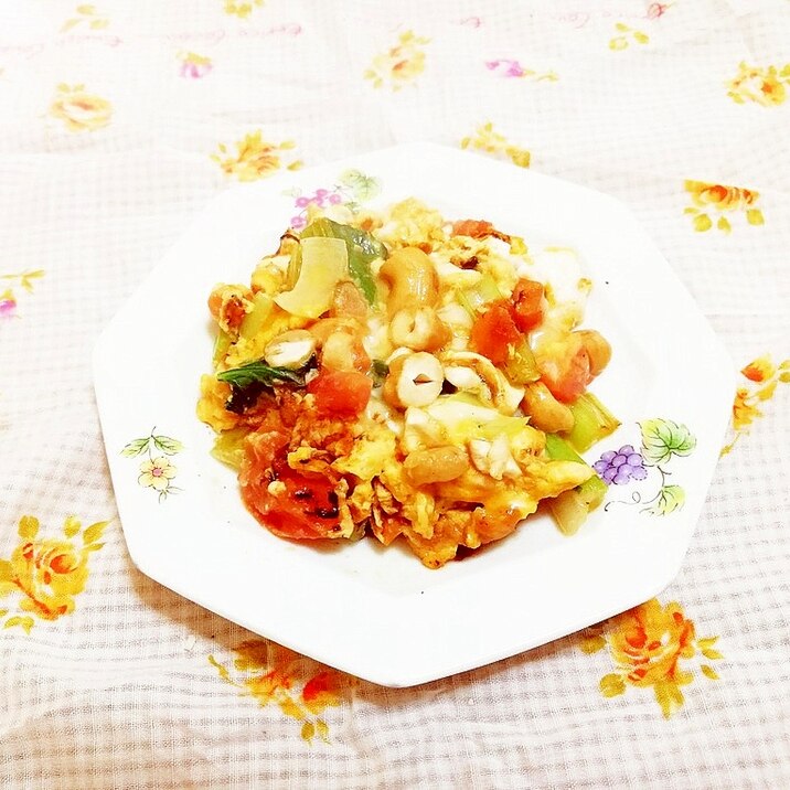 ナッツ入り トマトとほうれん草の卵とじ レシピ 作り方 By 仄香 楽天レシピ ナッツ入り トマトとほうれん草の卵とじ レシピ 作り方 By 仄香 楽天レシピ